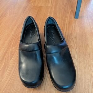L.L. Bean Black Women’s Slip-On Leather Loafers